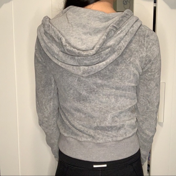 Hollister Velvet Cropped Zip Up Hoodie - Picture 4 of 11